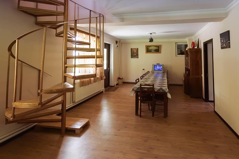 Hotel Nini Stepancminda Exteriér fotografie