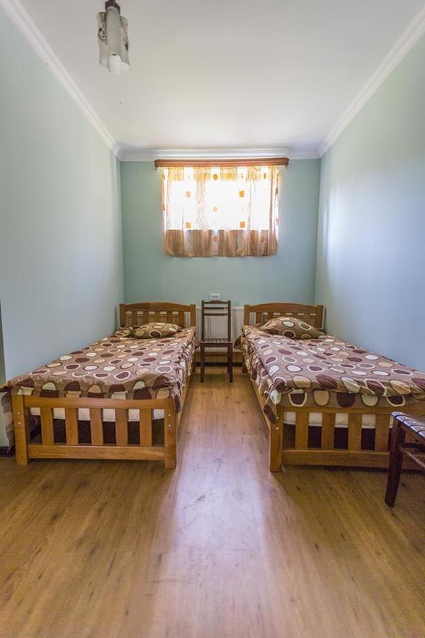 Hotel Nini Stepancminda Exteriér fotografie