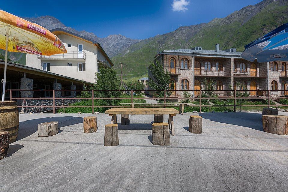 Hotel Nini Stepancminda Exteriér fotografie